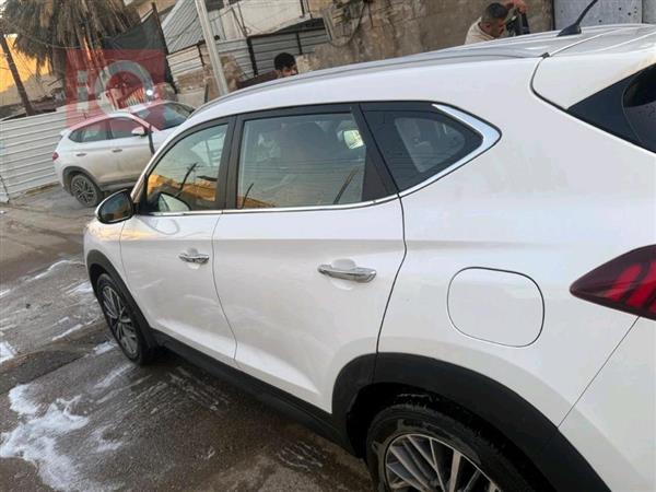 Hyundai for sale in Iraq